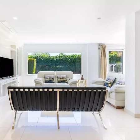 Ohana Luxury Villa With Heated Pool Малага Екстериор снимка