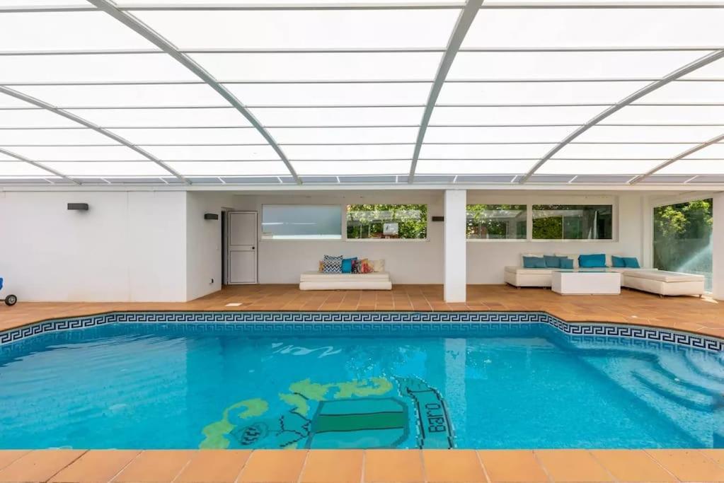 Ohana Luxury Villa With Heated Pool Малага Екстериор снимка